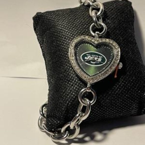 New York Jets NFL Women\'s Heart Stainless Steel Bracelet Watch by Game Time NEW